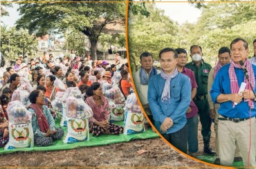 ពលរដ្ឋ៣៧០គ្រួសារដែលរងគ្រោះទឹកជំនន់នៅស្រុកតាំងគោក ទទួលបានអំណោយពីសម្ដេចទាំងទ្វេ